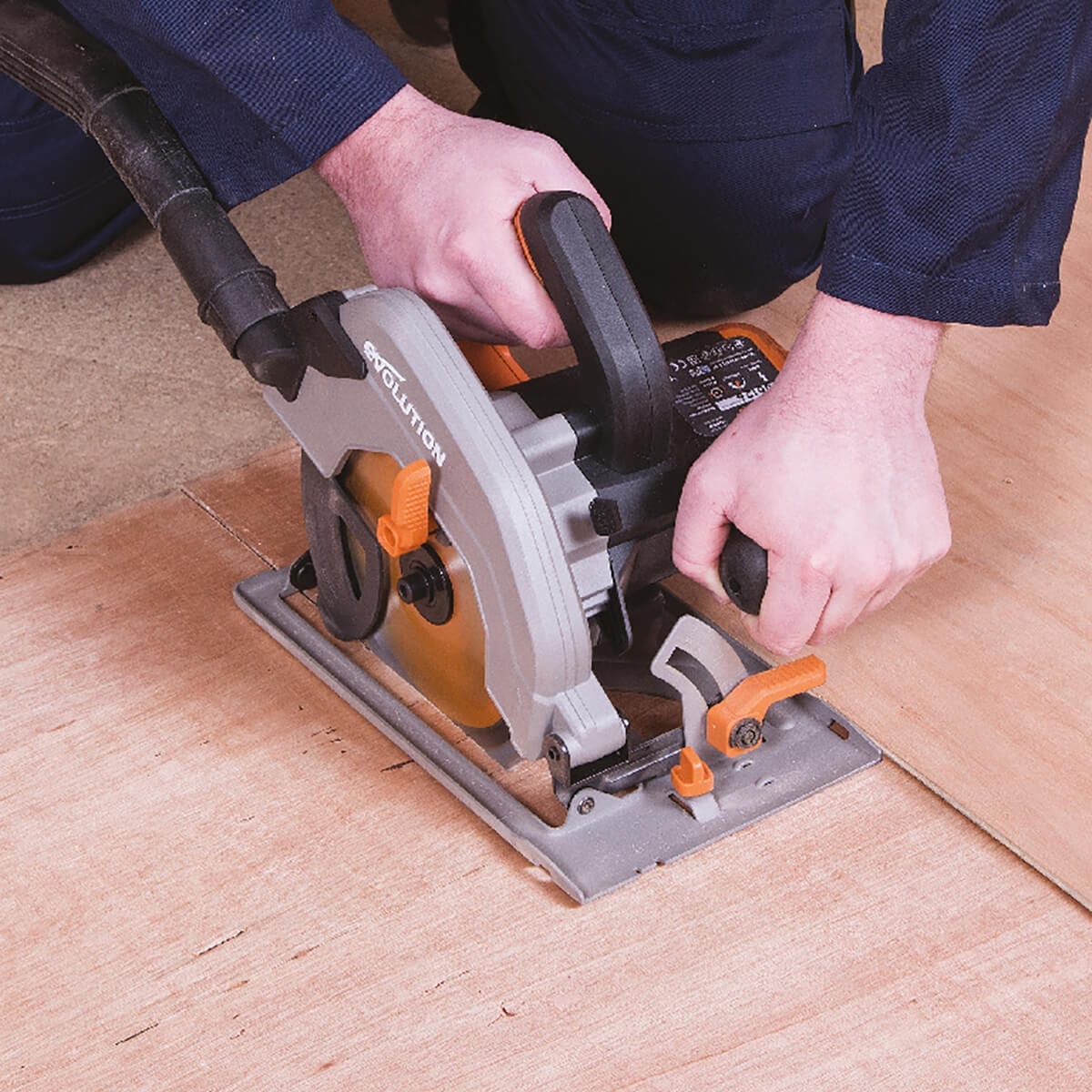 images Ferastrau Circular cu Fir 185mm 1200W Evolution