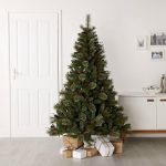 Pin Artificial Verde cu Aspect Natural 183 cm