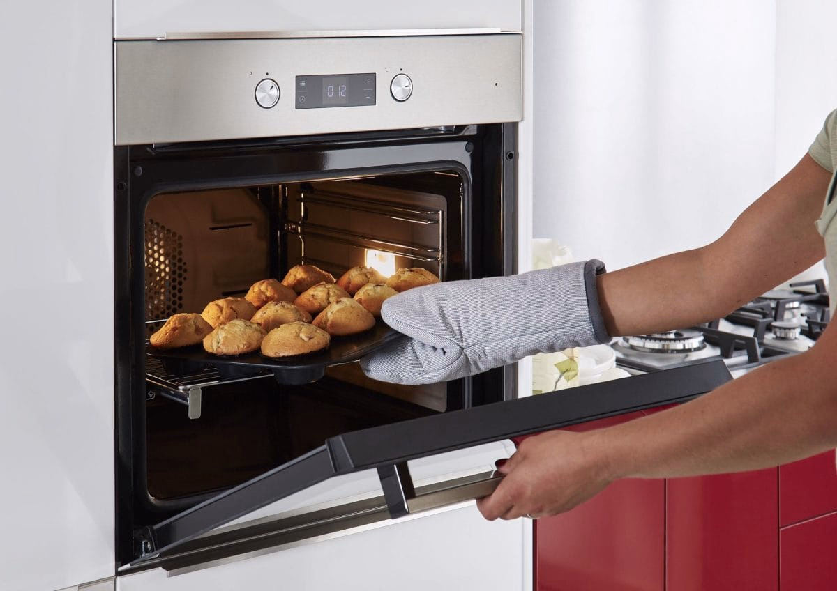 Cuptor electric multifuncțional Beko BQM22301XC, incorporabil, 594 x 595 mm, 2500 w, 2 surse iluminare