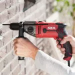 Masina de gaurit cu percutie Skil, 900 W