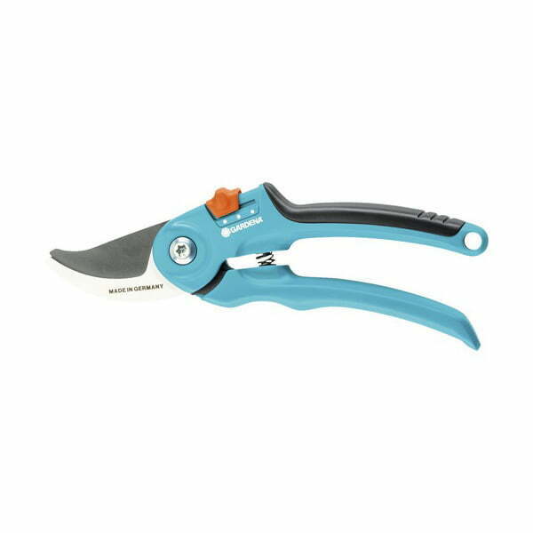 Foarfeca pentru vie, Gardena, cu canal de scurgere seva si taietor de sarma Foarfeca pentru vie, Gardena, cu canal de scurgere seva si taietor de sarma