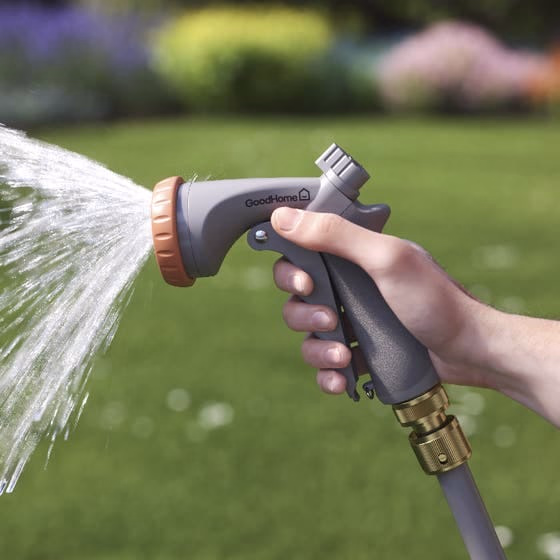 Pistoletul metal 7 jets Durum Goodhome