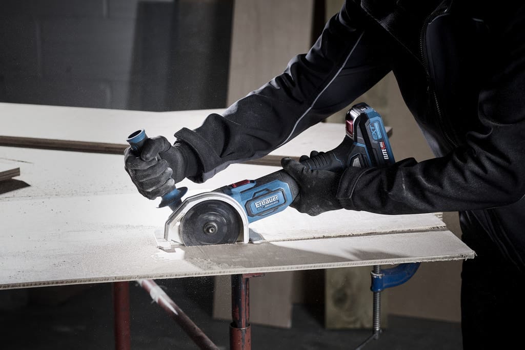 3663602476726-fierastrau-mini-18-v-fara-cablu-erbauer-emcs18-li-2326.jpg Fierastrau circular, 18 V, 12000 rpm, pe acumulator • Erbauer