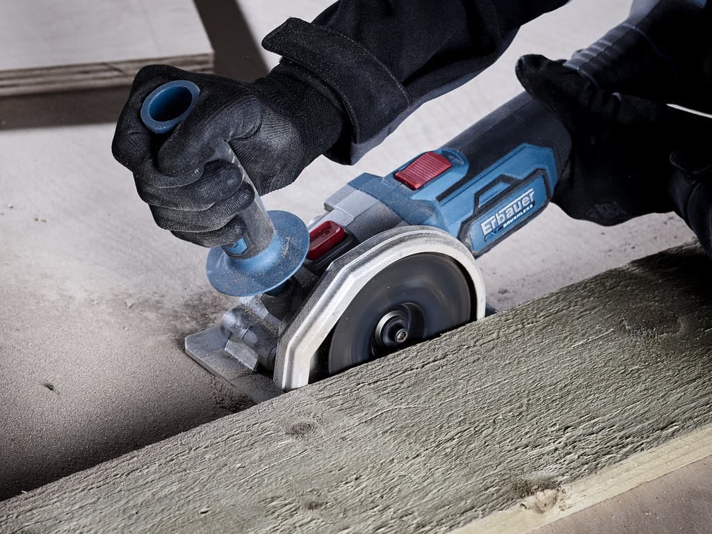 3663602476726-fierastrau-mini-18-v-fara-cablu-erbauer-emcs18-li-3902.jpg Fierastrau circular, 18 V, 12000 rpm, pe acumulator • Erbauer