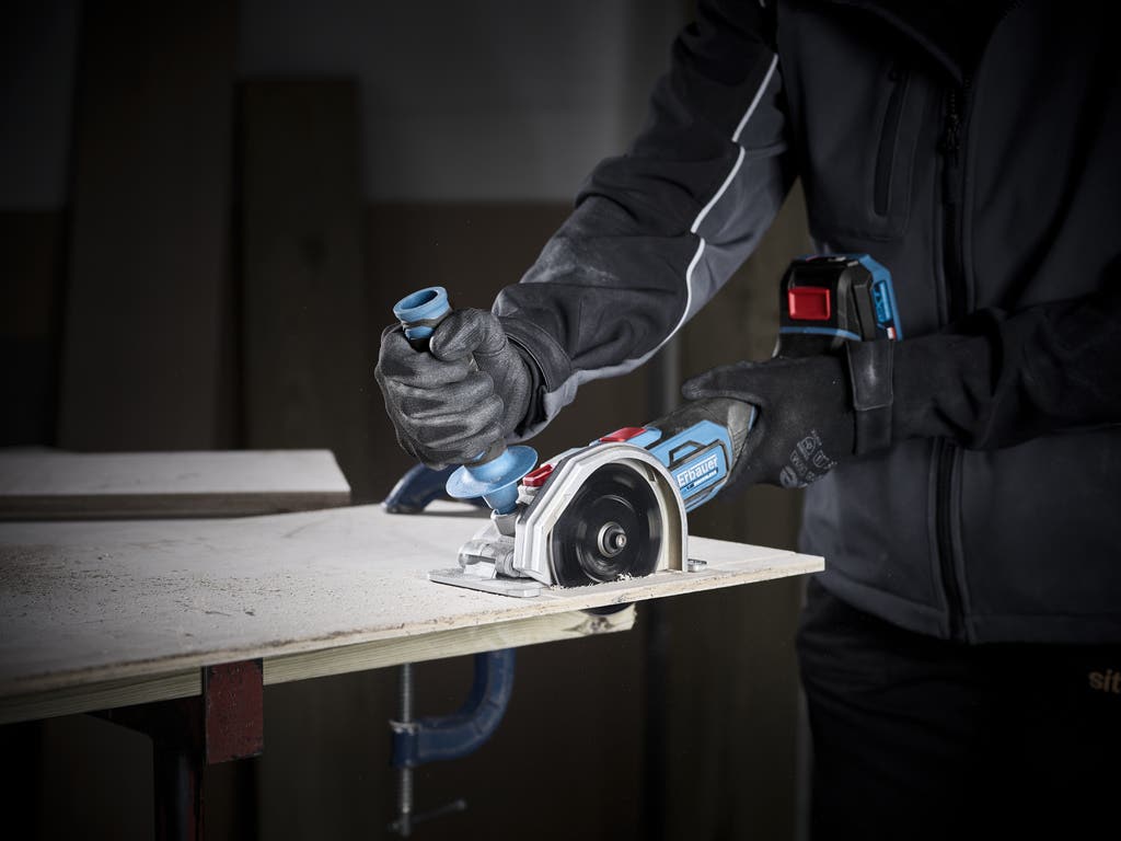 3663602476726-fierastrau-mini-18-v-fara-cablu-erbauer-emcs18-li-4831.jpg Fierastrau circular, 18 V, 12000 rpm, pe acumulator • Erbauer