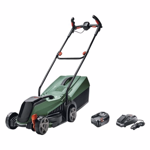 Bosch CityMower 18V-32: Tuns iarba ușor