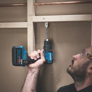 Mașină de găurit și înșurubat ERBAUER ERI1092COM, 18V, 75Nm - Oferta