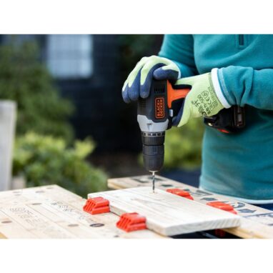 Mașină de găurit și înșurubat Black&Decker 18V, 1.5Ah