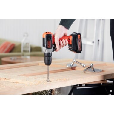Mașină de găurit și înșurubat Black&Decker 18V, 1.5Ah