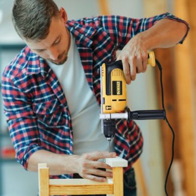 Mașină de Găurit DeWalt 701W cu Percuție - SDS