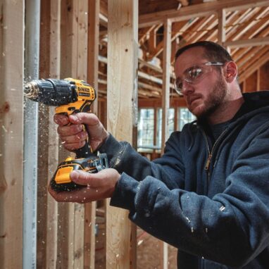 Mașină de găurit DeWalt DCD709D2T 18V cu percuție