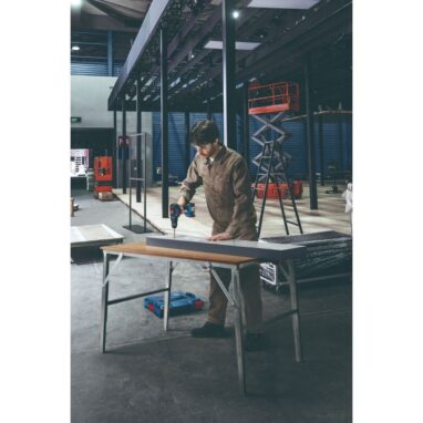 Mașină de Gaurit Bosch 18V, 2Ah, 2 Acumulatori