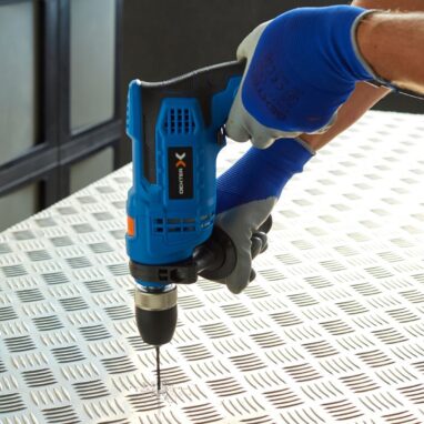 Mașină de Găurit Dexter 900W cu Percuție și Autostrangere