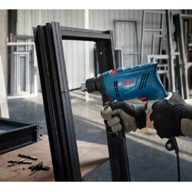 Mașină de găurit și înșurubat Bosch GSB600, 600W, Percuție