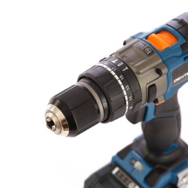 Mașină de Găurit Dexter 18V cu Percuție - Puternică și Versatilă