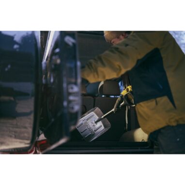 Lopată Aluminiu FISKARS Snow Light 71.5cm - Curățare Rapidă Zapada