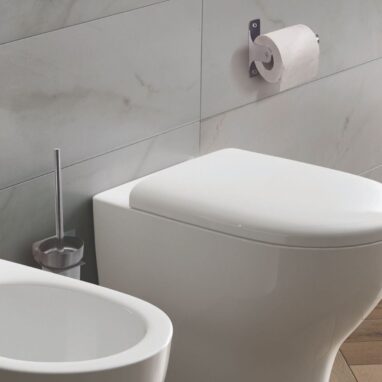 Suport hârtie igienică Sensea Loft cu suport telefon, argintiu mat