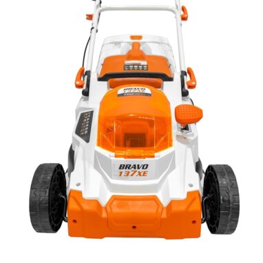Masina de tuns iarba Ruris Bravo 137XE, 2 x 20 V, 4 Ah, 37 cm