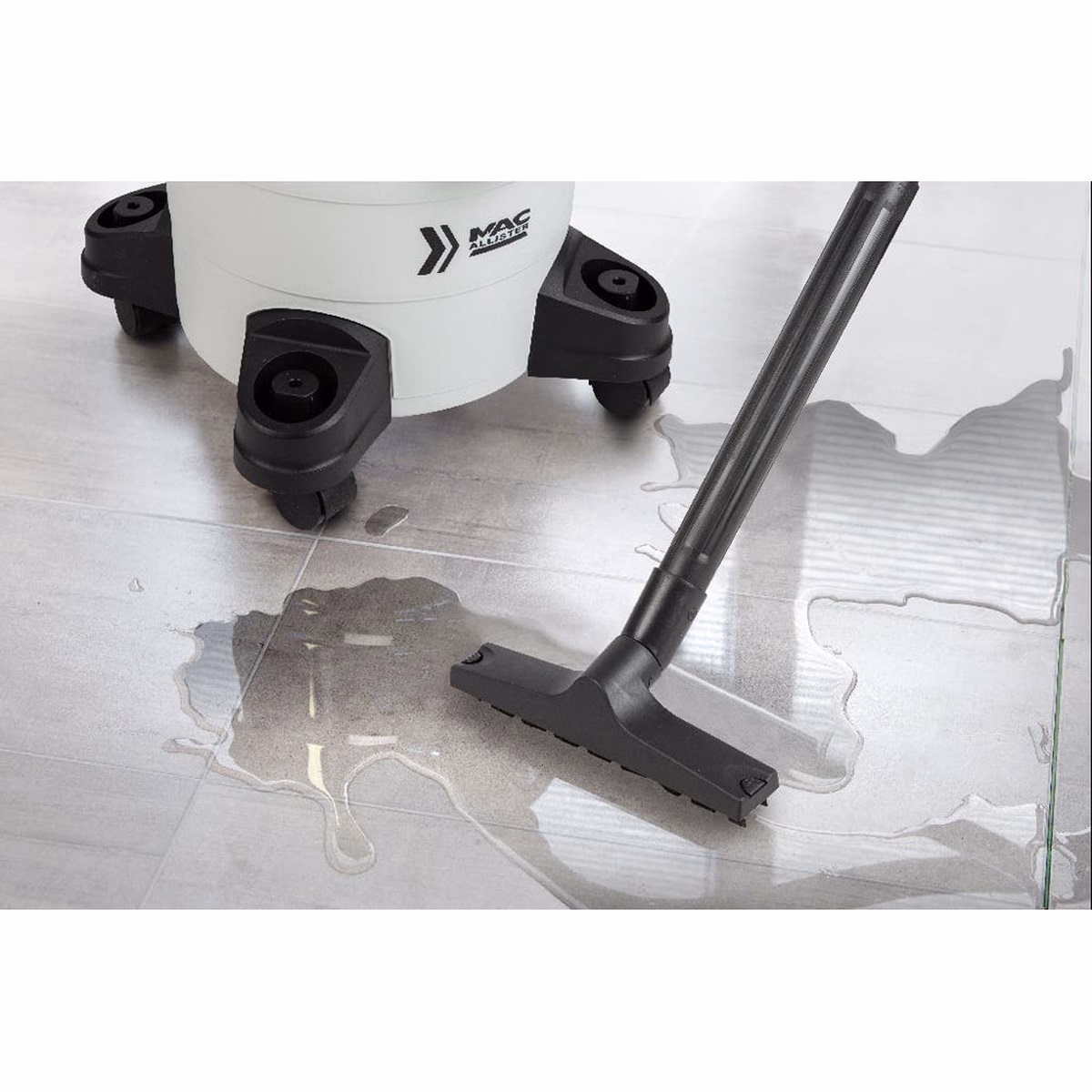 Aspirator umed/uscat Mac Allister MWDV-16 L-A, 1300 W, 16 l