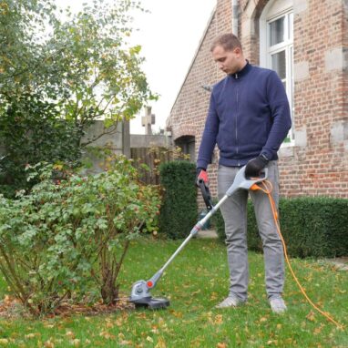 Trimmer electric Sterwins 600 W - Diametru tăiere 30 cm